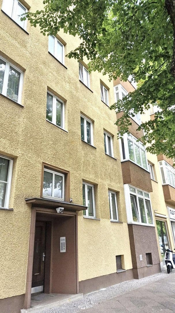 Predaj bytu 3-izbový 70 m², Reichsstraße 20A, Berlin, Berlín Predaj bytu 3-izbový 70 m², Reichsstraße 20A, Berlin, Berlín