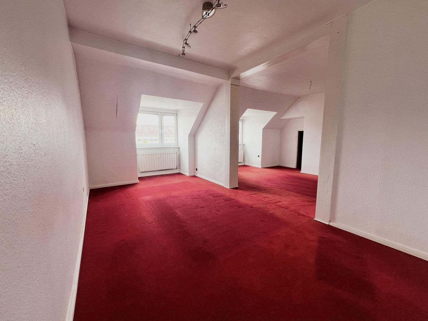 Predaj bytu 3-izbový 70 m², Reichsstraße 20A, Berlin, Berlín Predaj bytu 3-izbový 70 m², Reichsstraße 20A, Berlin, Berlín