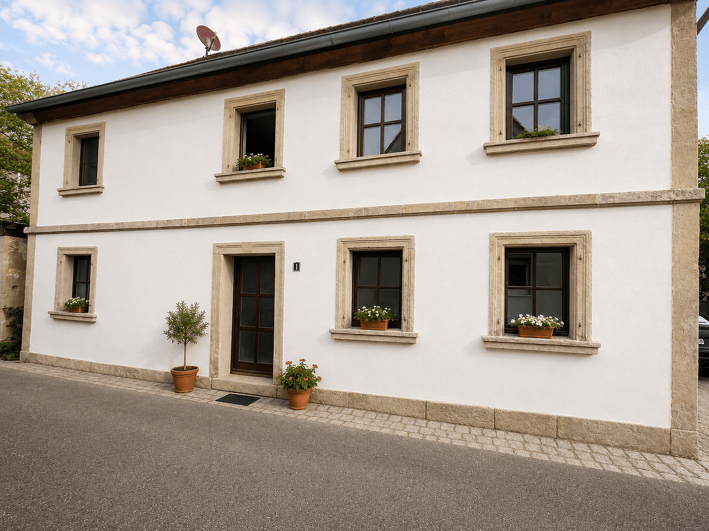 Predaj domu 375 m², pozemok 2.126 m², Uehlfeld, Bavorsko Predaj domu 375 m², pozemok 2.126 m², Uehlfeld, Bavorsko