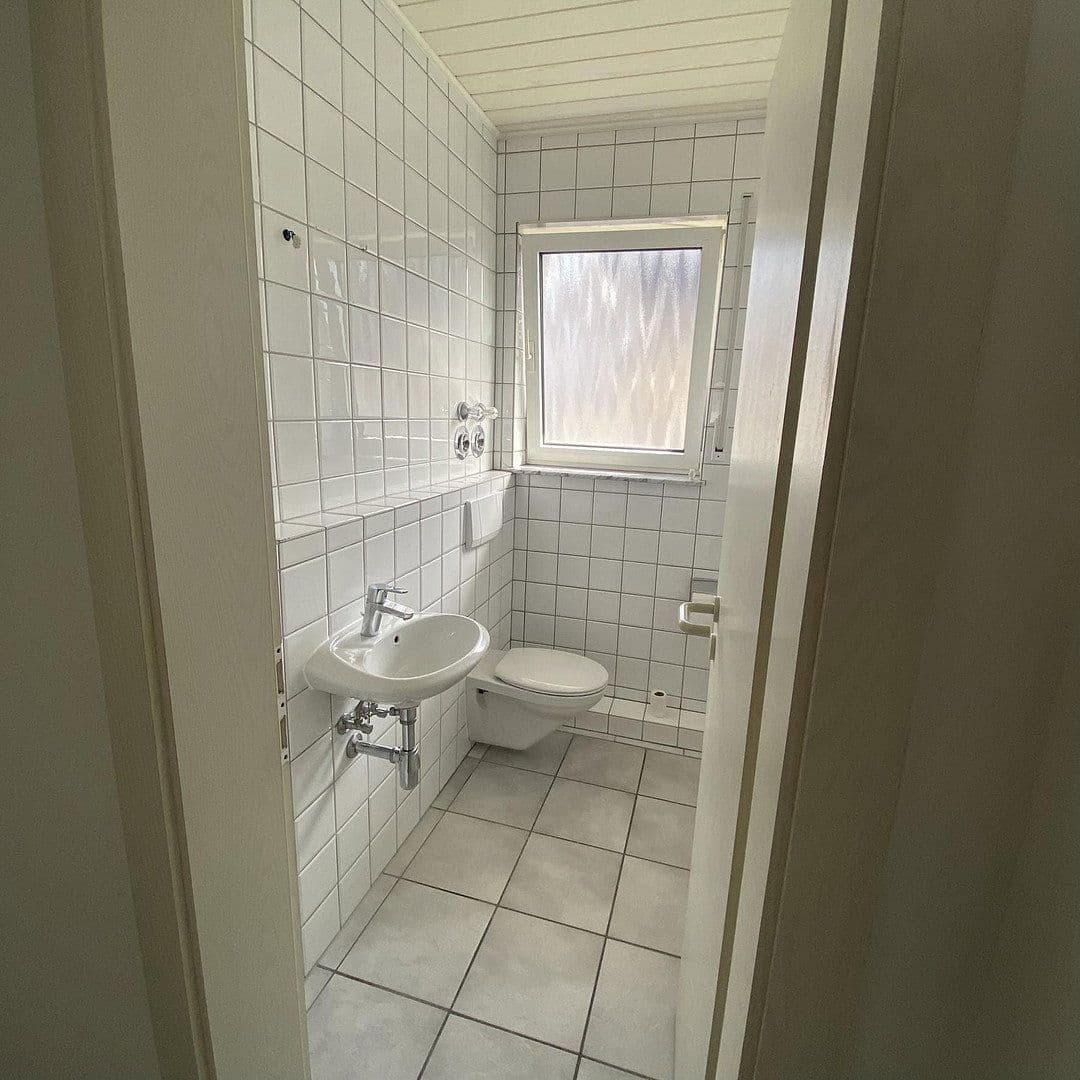 Prenájom bytu 5-izbový 149 m², Jean-Monnet-Str., Mühlheim am Main, Hesensko Prenájom bytu 5-izbový 149 m², Jean-Monnet-Str., Mühlheim am Main, Hesensko