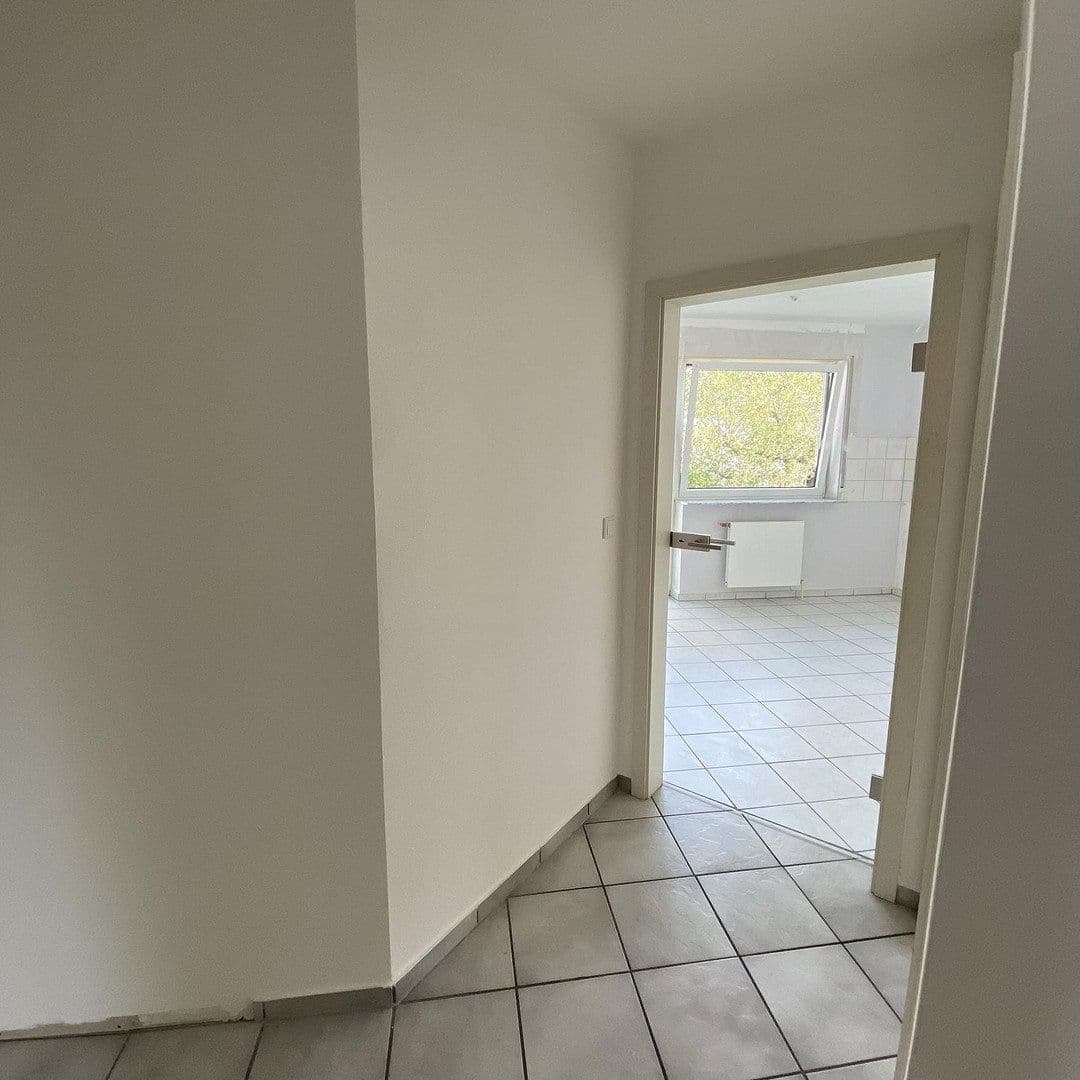 Prenájom bytu 5-izbový 149 m², Jean-Monnet-Str., Mühlheim am Main, Hesensko Prenájom bytu 5-izbový 149 m², Jean-Monnet-Str., Mühlheim am Main, Hesensko