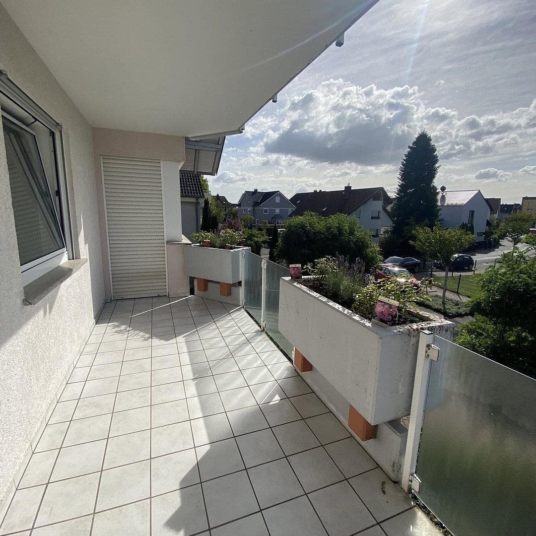 Prenájom bytu 5-izbový 149 m², Jean-Monnet-Str., Mühlheim am Main, Hesensko Prenájom bytu 5-izbový 149 m², Jean-Monnet-Str., Mühlheim am Main, Hesensko