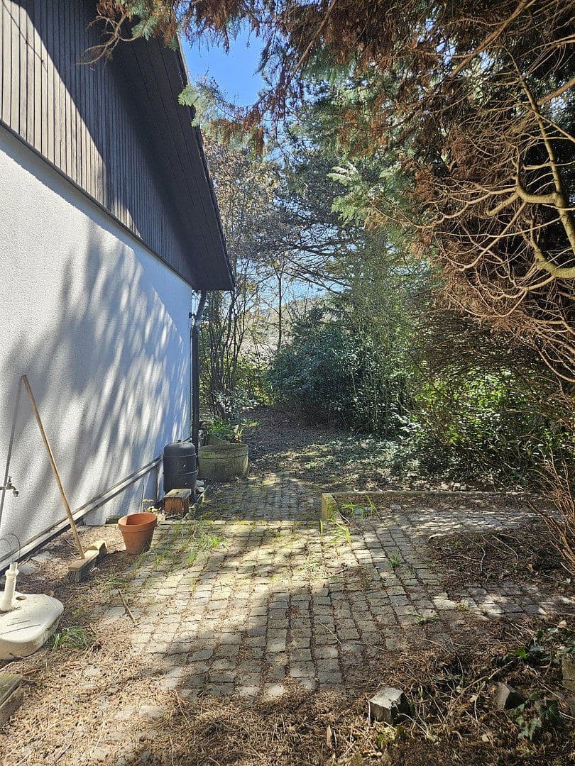 Predaj domu 131 m², pozemok 878 m², Kelkheim (Taunus), Hesensko Predaj domu 131 m², pozemok 878 m², Kelkheim (Taunus), Hesensko