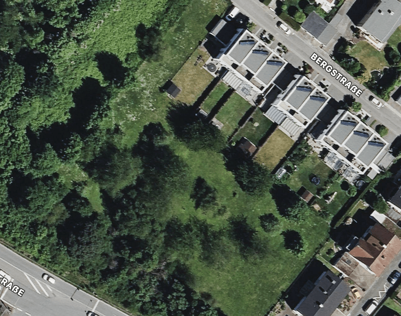 Predaj domu 141 m², pozemok 400 m², Bergstraße 53, Hattersheim am Main, Hesensko Predaj domu 141 m², pozemok 400 m², Bergstraße 53, Hattersheim am Main, Hesensko