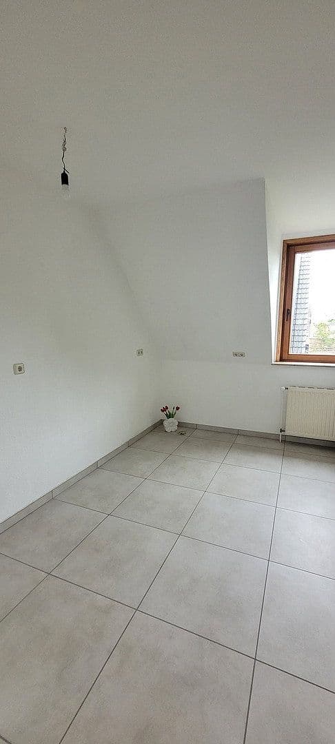 Prenájom bytu 2-izbový 90 m², Bönningstedt, Šlezvicko-Holštajnsko Prenájom bytu 2-izbový 90 m², Bönningstedt, Šlezvicko-Holštajnsko