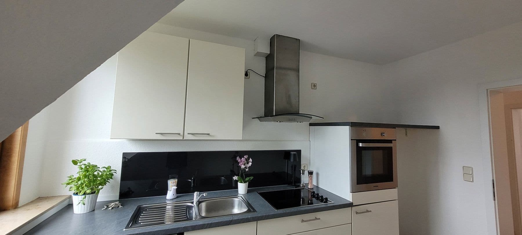 Prenájom bytu 2-izbový 90 m², Bönningstedt, Šlezvicko-Holštajnsko Prenájom bytu 2-izbový 90 m², Bönningstedt, Šlezvicko-Holštajnsko