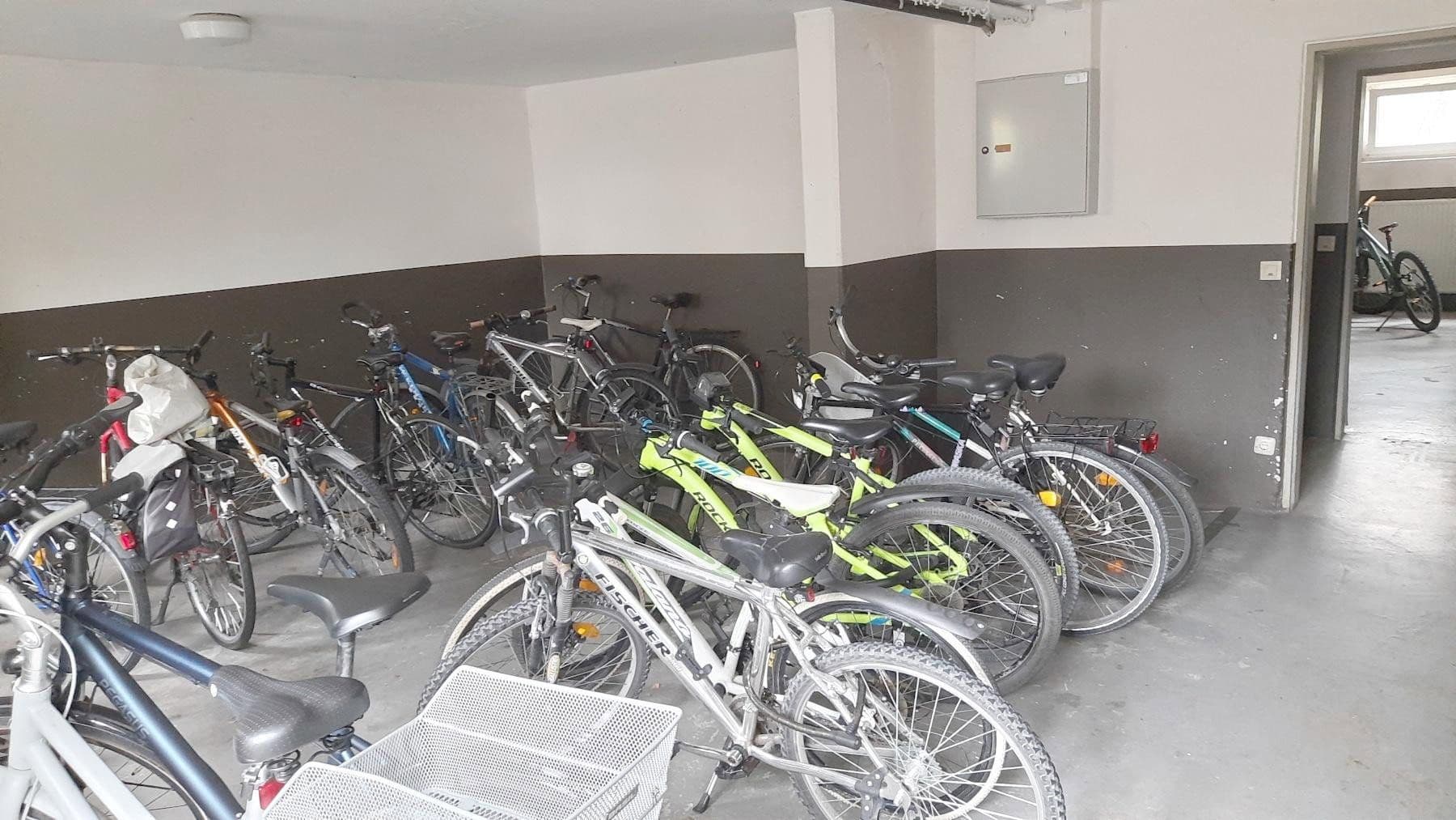 Prenájom bytu 1-izbový 15 m², Erlangen, Bavorsko Prenájom bytu 1-izbový 15 m², Erlangen, Bavorsko