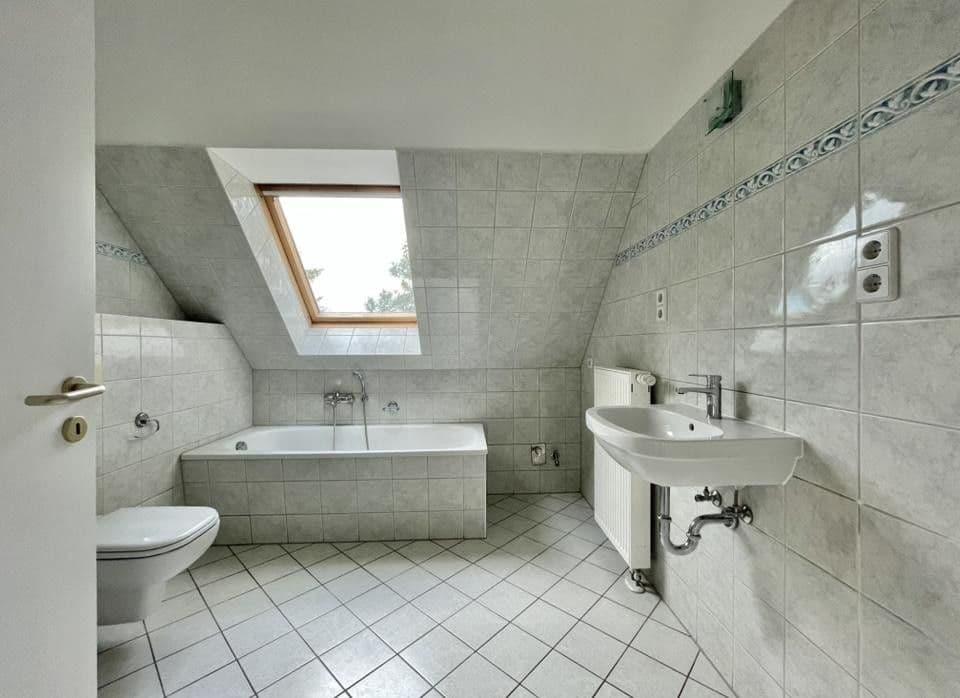 Predaj domu 110 m², pozemok 440 m², Fichtestraße, Hoppegarten, Brandenbursko Predaj domu 110 m², pozemok 440 m², Fichtestraße, Hoppegarten, Brandenbursko