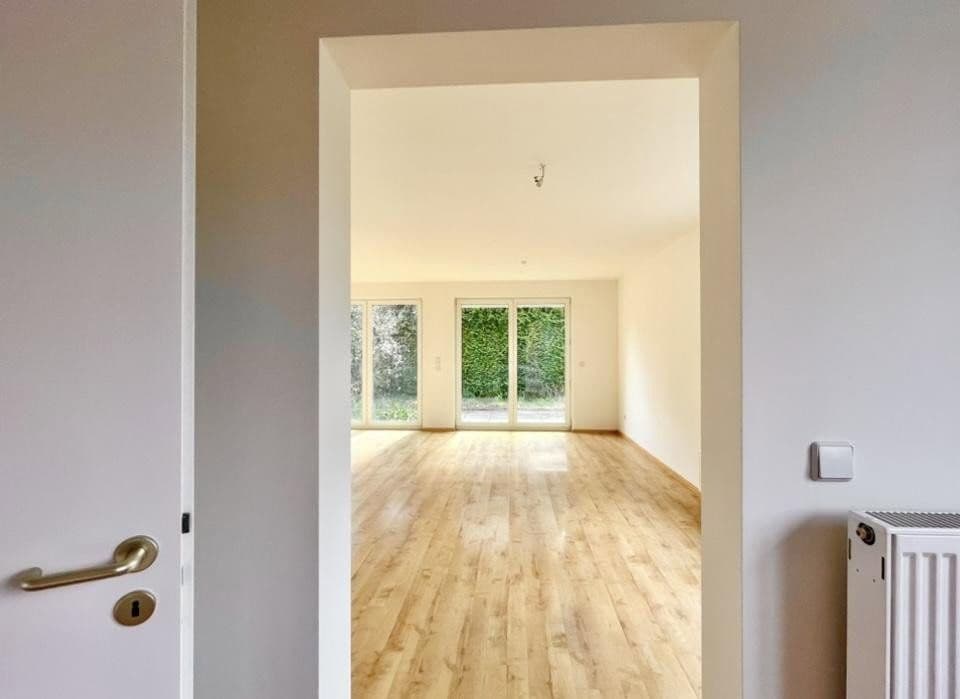 Predaj domu 110 m², pozemok 440 m², Fichtestraße, Hoppegarten, Brandenbursko Predaj domu 110 m², pozemok 440 m², Fichtestraße, Hoppegarten, Brandenbursko