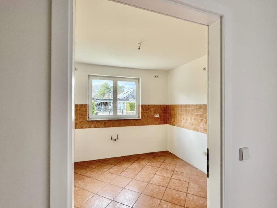 Predaj domu 110 m², pozemok 440 m², Fichtestraße, Hoppegarten, Brandenbursko Predaj domu 110 m², pozemok 440 m², Fichtestraße, Hoppegarten, Brandenbursko