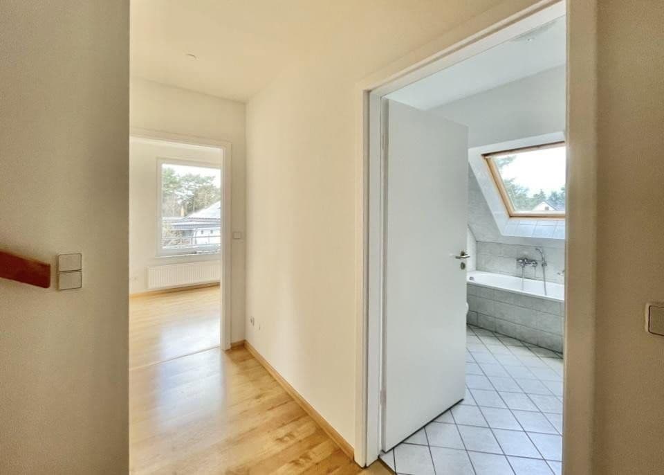 Predaj domu 110 m², pozemok 440 m², Fichtestraße, Hoppegarten, Brandenbursko Predaj domu 110 m², pozemok 440 m², Fichtestraße, Hoppegarten, Brandenbursko