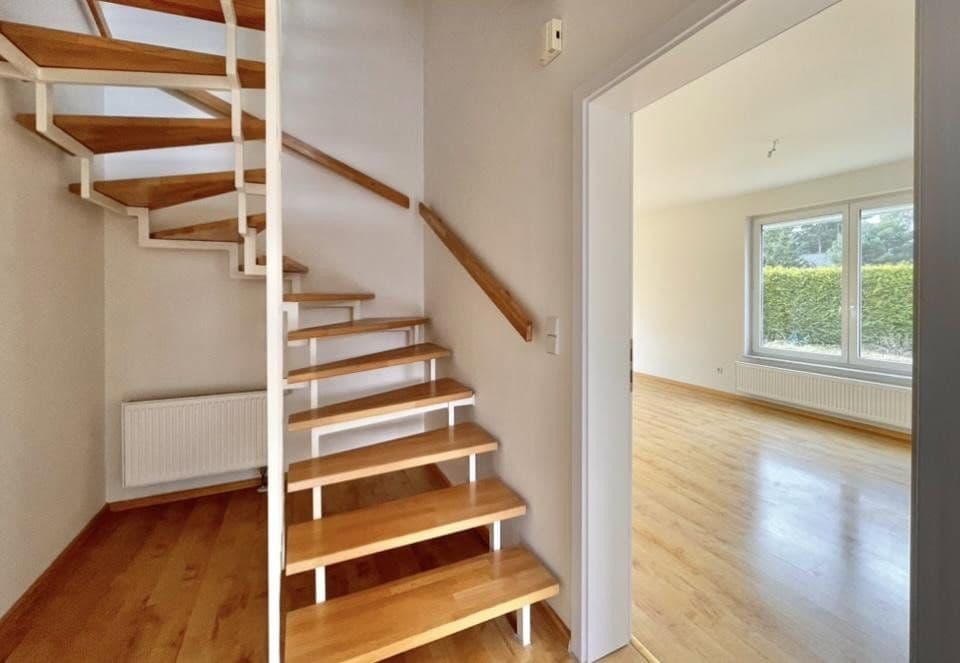 Predaj domu 110 m², pozemok 440 m², Fichtestraße, Hoppegarten, Brandenbursko Predaj domu 110 m², pozemok 440 m², Fichtestraße, Hoppegarten, Brandenbursko