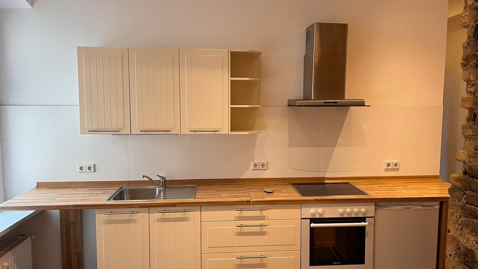 Predaj bytu 2-izbový 65 m², Berlin, Berlín Predaj bytu 2-izbový 65 m², Berlin, Berlín