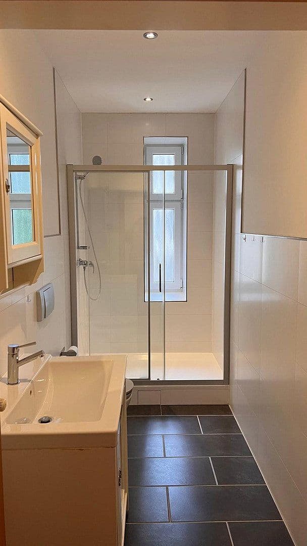 Predaj bytu 2-izbový 65 m², Berlin, Berlín Predaj bytu 2-izbový 65 m², Berlin, Berlín