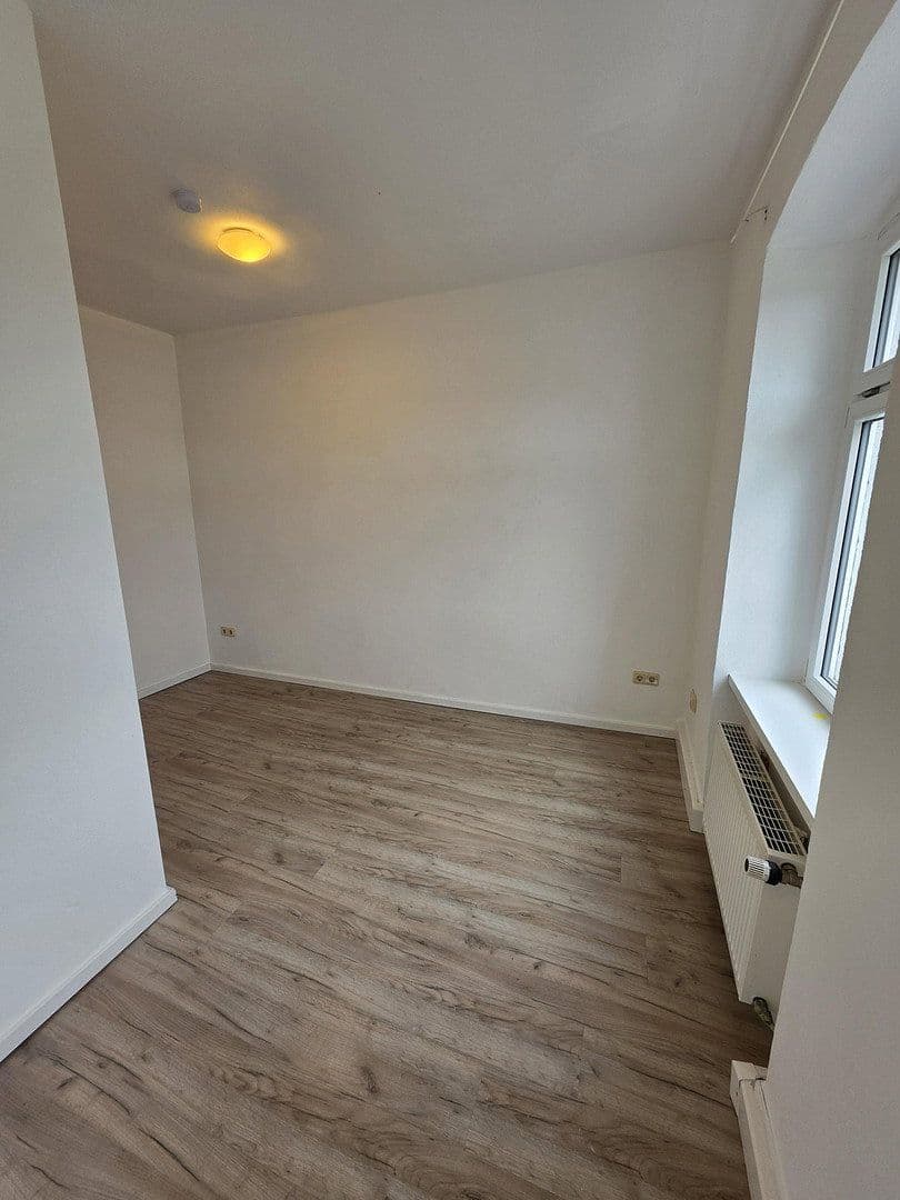 Prenájom bytu 6-izbový 125 m², Äußere Oybiner Straße 5, Žitava, Sasko Prenájom bytu 6-izbový 125 m², Äußere Oybiner Straße 5, Žitava, Sasko