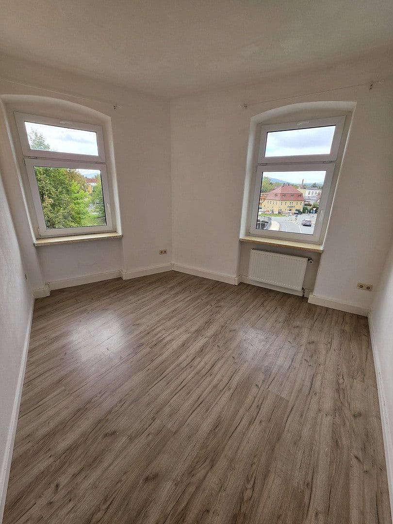 Prenájom bytu 6-izbový 125 m², Äußere Oybiner Straße 5, Žitava, Sasko Prenájom bytu 6-izbový 125 m², Äußere Oybiner Straße 5, Žitava, Sasko