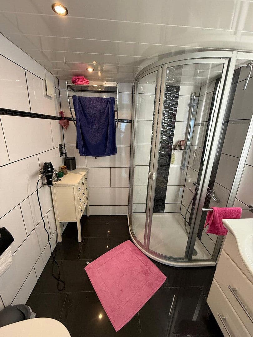 Predaj domu 158 m², pozemok 1.249 m², Remscheid, Severné Porýnie - Westfálsko Predaj domu 158 m², pozemok 1.249 m², Remscheid, Severné Porýnie - Westfálsko