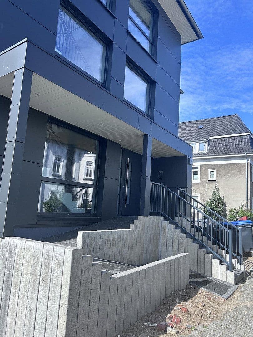 Prenájom bytu 3-izbový 91 m², Wilhelmstraße 14, Rendsburg, Šlezvicko-Holštajnsko Prenájom bytu 3-izbový 91 m², Wilhelmstraße 14, Rendsburg, Šlezvicko-Holštajnsko