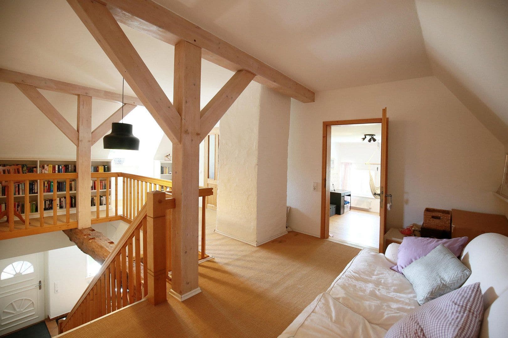 Predaj domu 305 m², pozemok 891 m², Stelle, Dolné Sasko Predaj domu 305 m², pozemok 891 m², Stelle, Dolné Sasko