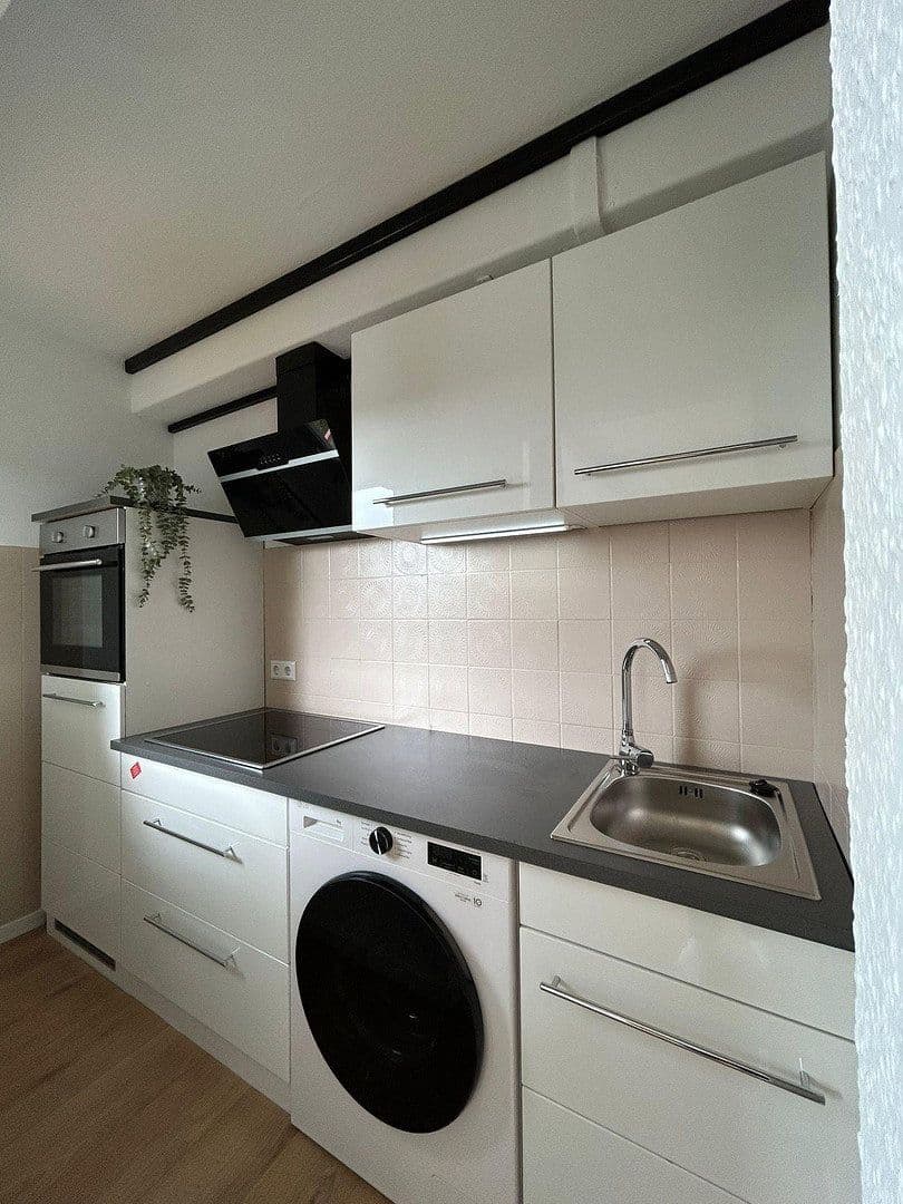 Prenájom bytu 1-izbový 29 m², Grünewaldstr. 2, Tuttlingen, Bádensko-Wurttembersko Prenájom bytu 1-izbový 29 m², Grünewaldstr. 2, Tuttlingen, Bádensko-Wurttembersko