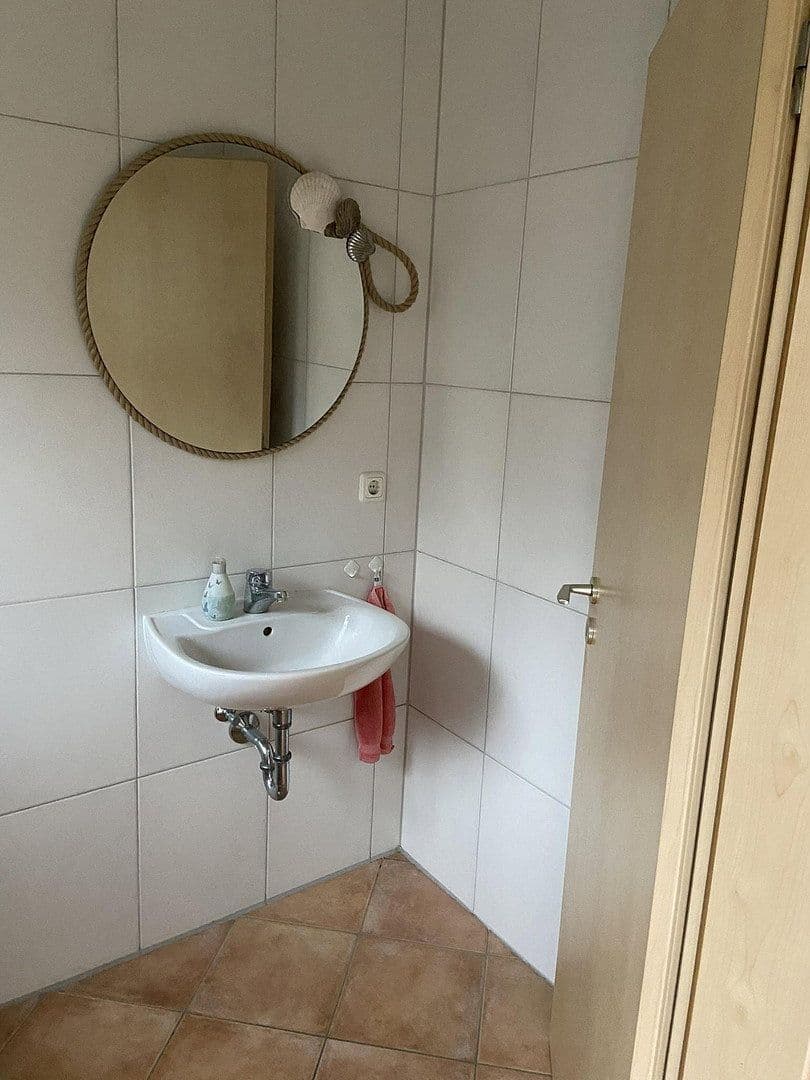 Prenájom bytu 6-izbový 165 m², Langensendelbach, Bavorsko Prenájom bytu 6-izbový 165 m², Langensendelbach, Bavorsko