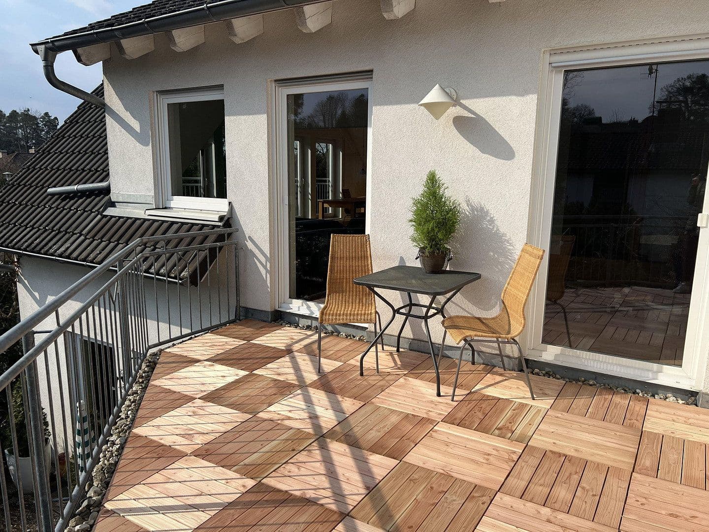 Prenájom bytu 6-izbový 165 m², Langensendelbach, Bavorsko Prenájom bytu 6-izbový 165 m², Langensendelbach, Bavorsko