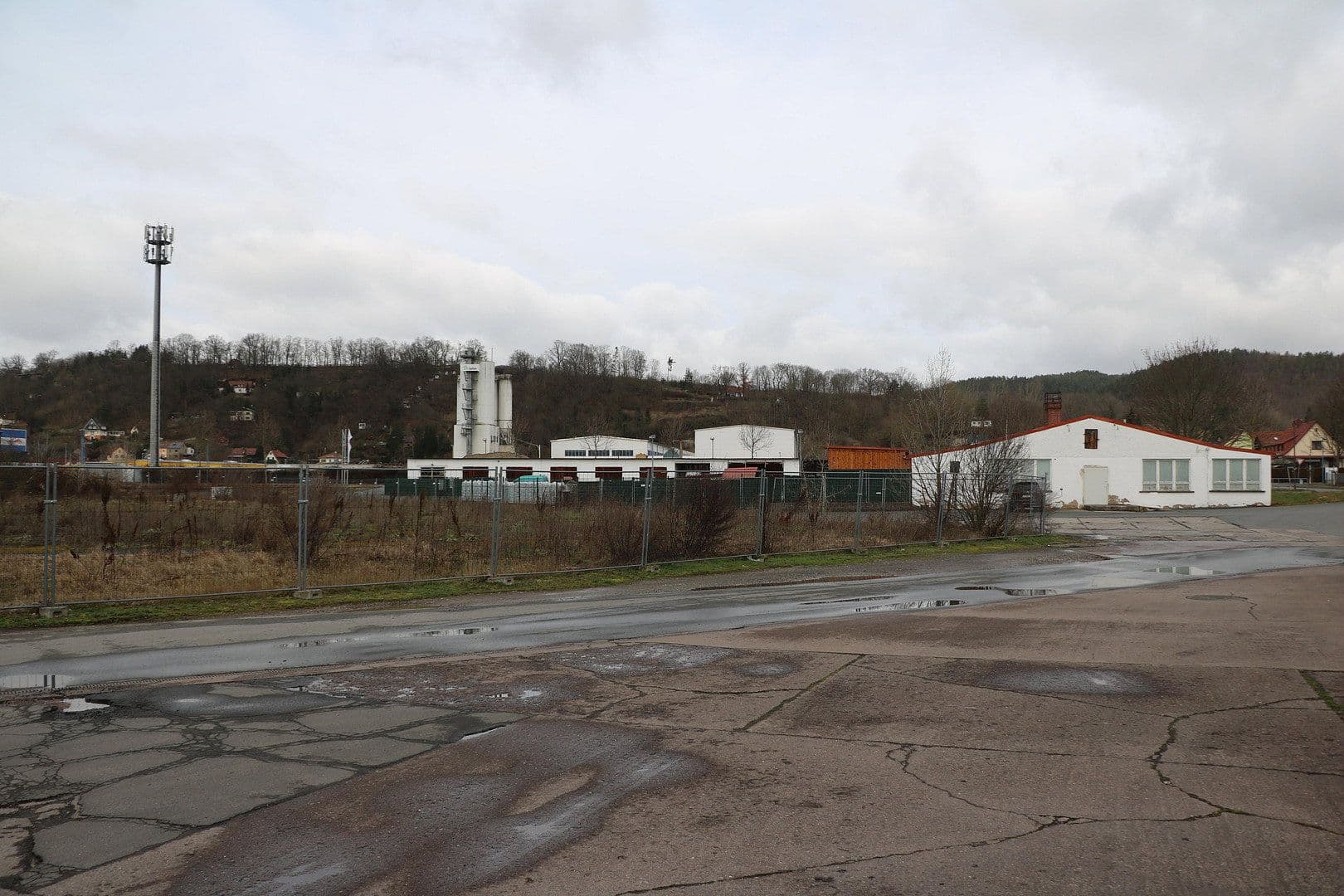 Predaj pozemku 9.937 m², Oststraße / Raiffeisenstraße (Flur 15, Flurstück 1138/19), Rudolstadt, Durínsko Predaj pozemku 9.937 m², Oststraße / Raiffeisenstraße (Flur 15, Flurstück 1138/19), Rudolstadt, Durínsko