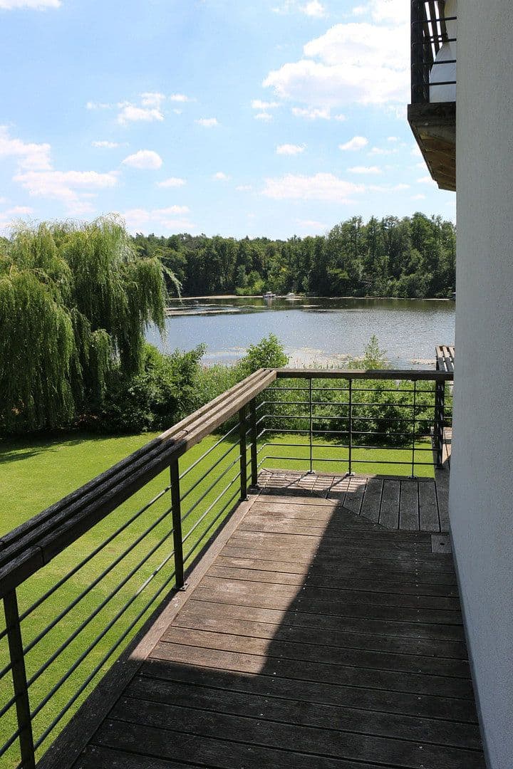 Prenájom bytu 4-izbový 126 m², Grünheide (Mark), Brandenbursko Prenájom bytu 4-izbový 126 m², Grünheide (Mark), Brandenbursko