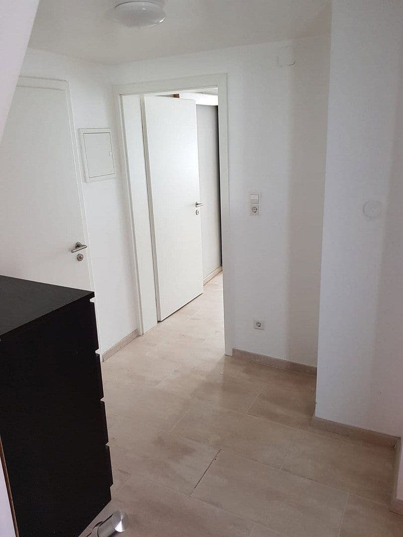 Predaj domu 138 m², pozemok 133 m², Stuttgart, Bádensko-Wurttembersko Predaj domu 138 m², pozemok 133 m², Stuttgart, Bádensko-Wurttembersko