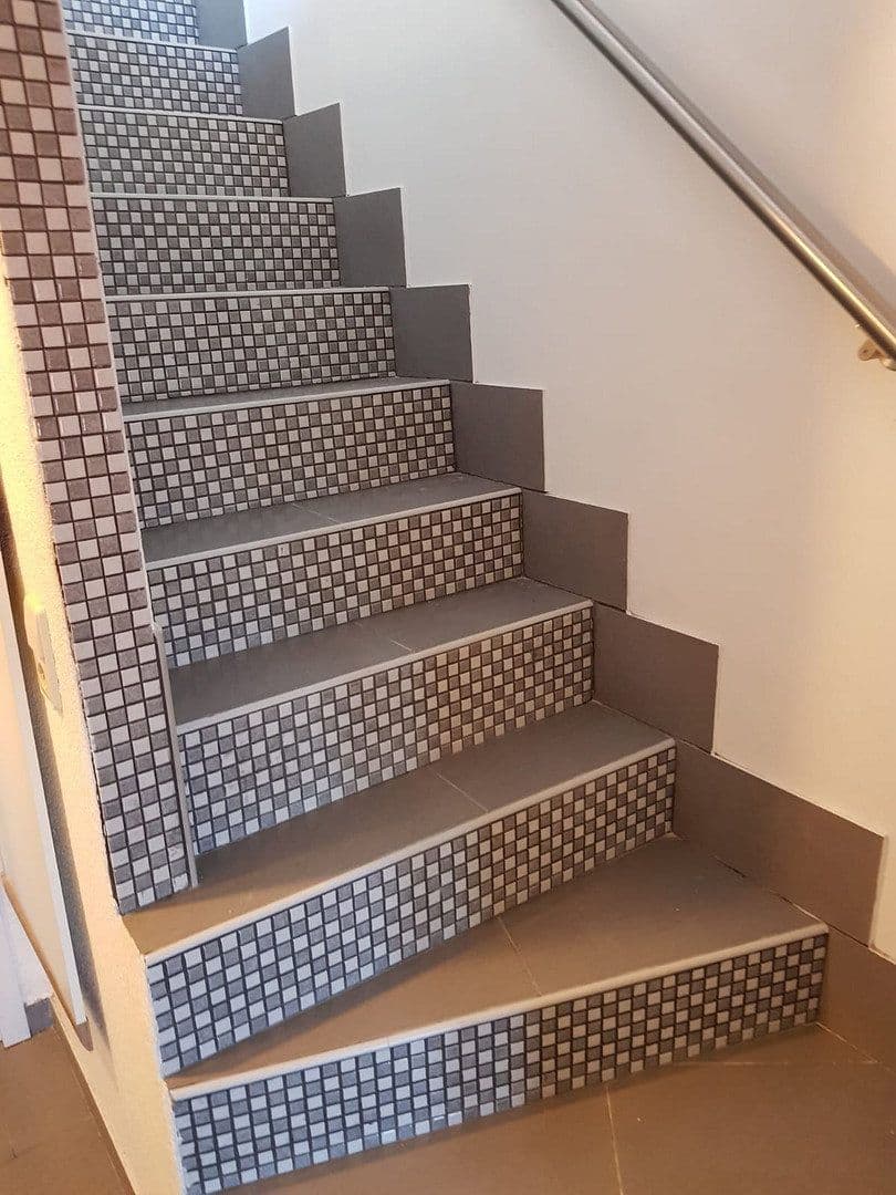 Predaj domu 138 m², pozemok 133 m², Stuttgart, Bádensko-Wurttembersko Predaj domu 138 m², pozemok 133 m², Stuttgart, Bádensko-Wurttembersko