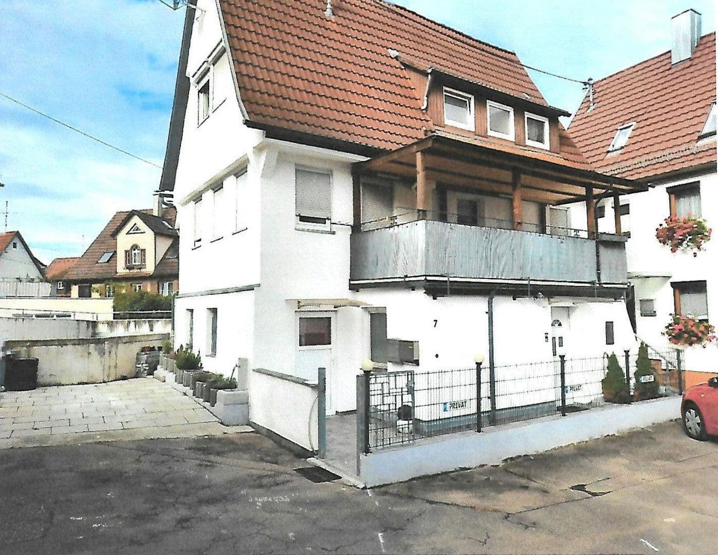 Predaj domu 138 m², pozemok 133 m², Stuttgart, Bádensko-Wurttembersko Predaj domu 138 m², pozemok 133 m², Stuttgart, Bádensko-Wurttembersko
