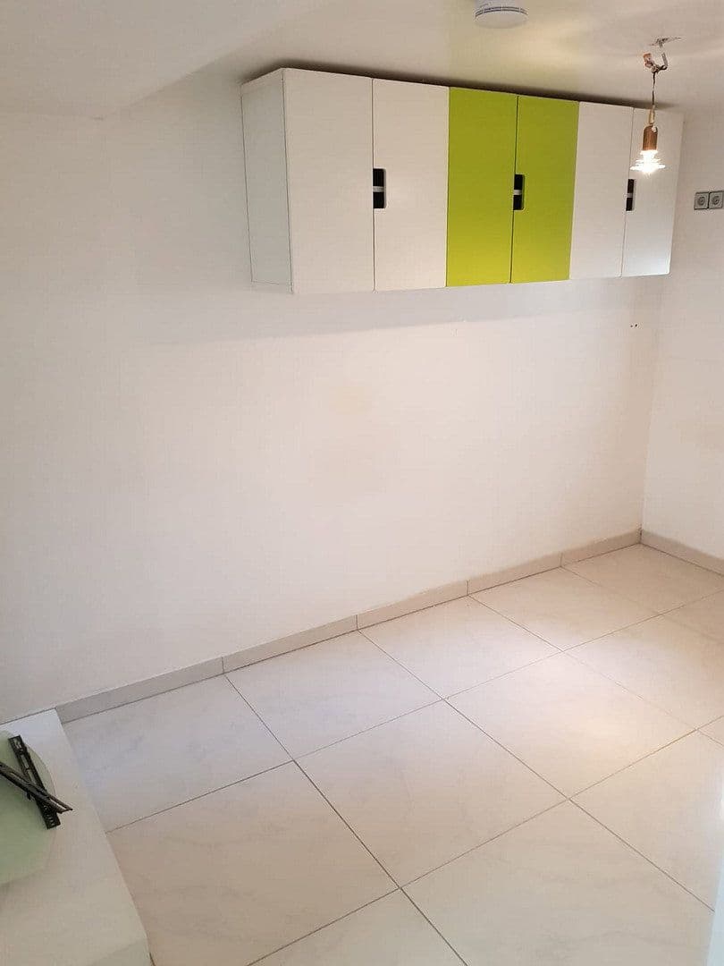 Predaj domu 138 m², pozemok 133 m², Stuttgart, Bádensko-Wurttembersko Predaj domu 138 m², pozemok 133 m², Stuttgart, Bádensko-Wurttembersko