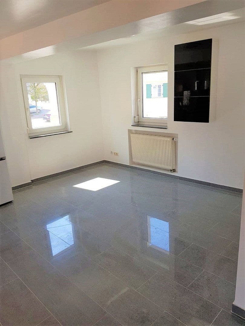 Predaj domu 138 m², pozemok 133 m², Stuttgart, Bádensko-Wurttembersko Predaj domu 138 m², pozemok 133 m², Stuttgart, Bádensko-Wurttembersko