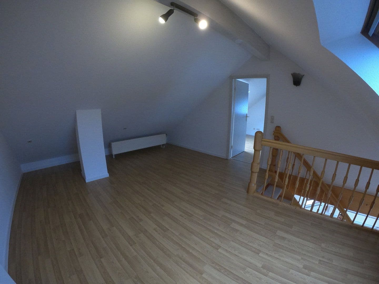 Prenájom bytu 2-izbový 97 m², Weilerstraße 4, Winterbach, Bádensko-Wurttembersko Prenájom bytu 2-izbový 97 m², Weilerstraße 4, Winterbach, Bádensko-Wurttembersko