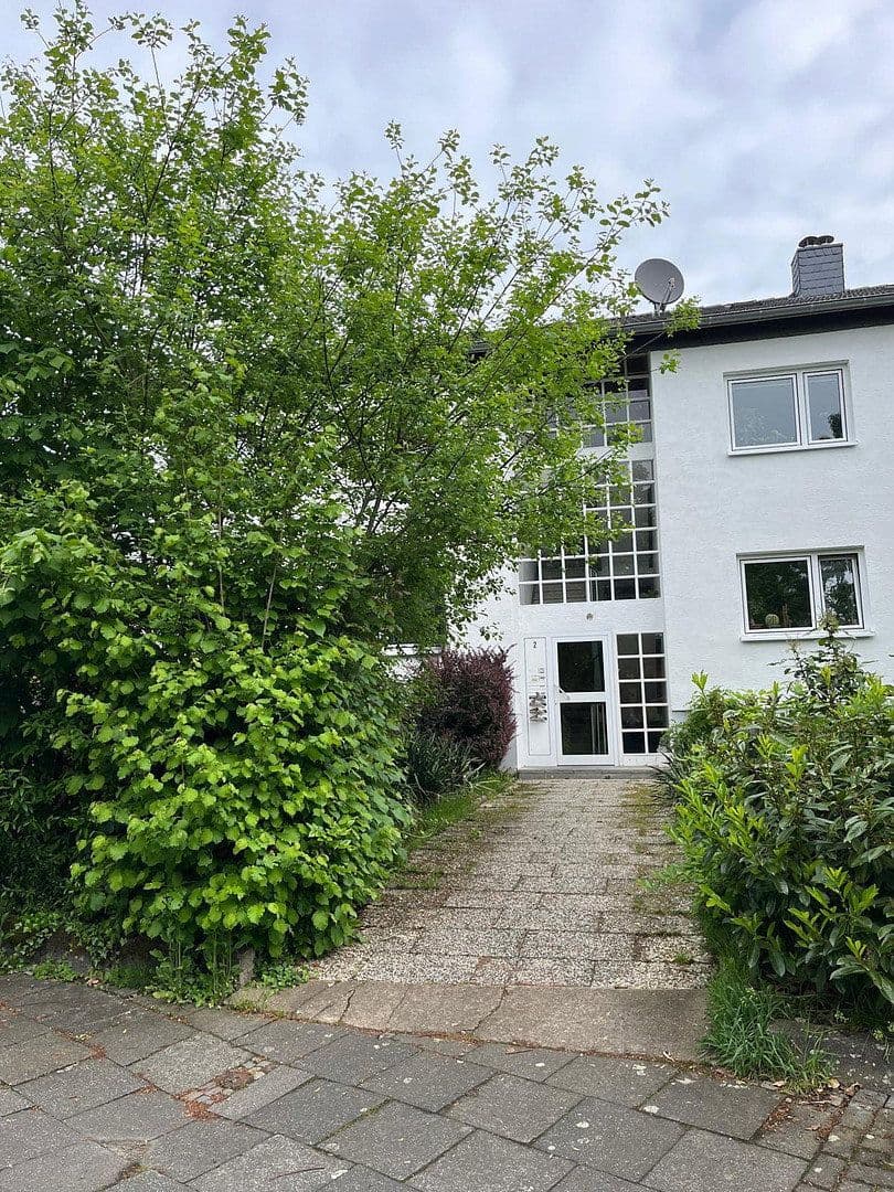 Prenájom bytu 3-izbový 73 m², Bergisch Gladbach, Severné Porýnie - Westfálsko Prenájom bytu 3-izbový 73 m², Bergisch Gladbach, Severné Porýnie - Westfálsko