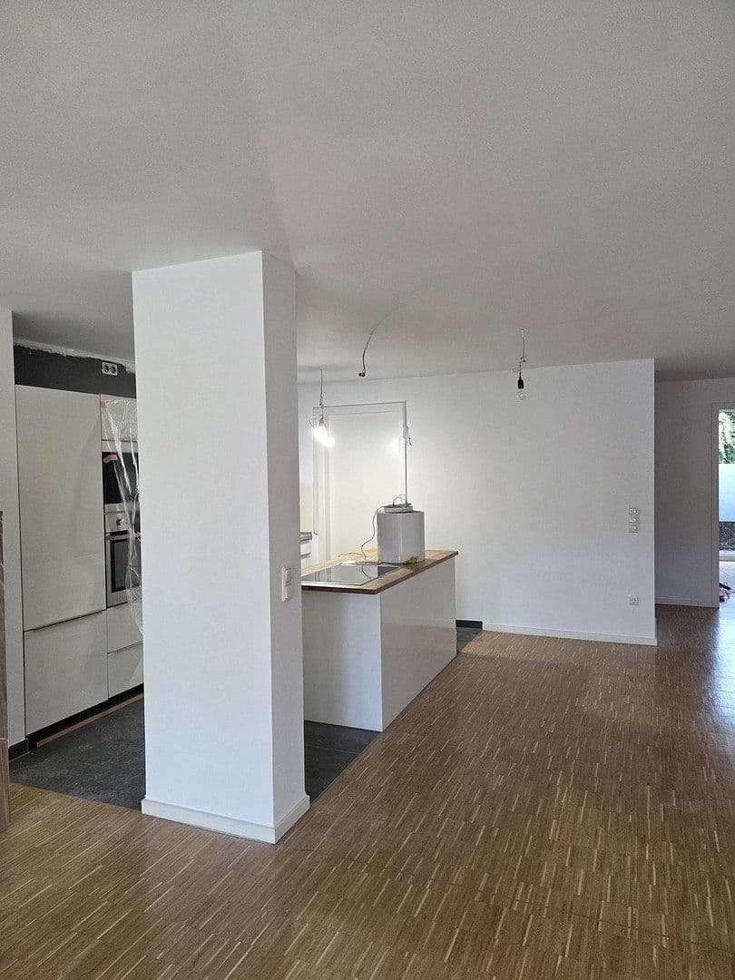 Prenájom bytu 2-izbový 89 m², Walderych 8, Geilenkirchen, Severné Porýnie - Westfálsko Prenájom bytu 2-izbový 89 m², Walderych 8, Geilenkirchen, Severné Porýnie - Westfálsko