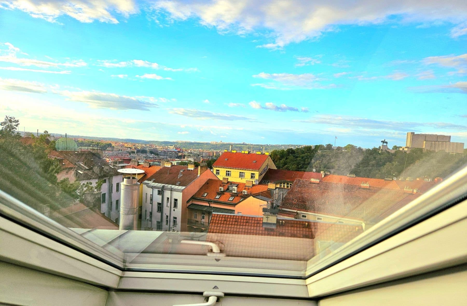 Prenájom bytu 1-izbový 45 m², Vlkova, Praha, Praha Prenájom bytu 1-izbový 45 m², Vlkova, Praha, Praha