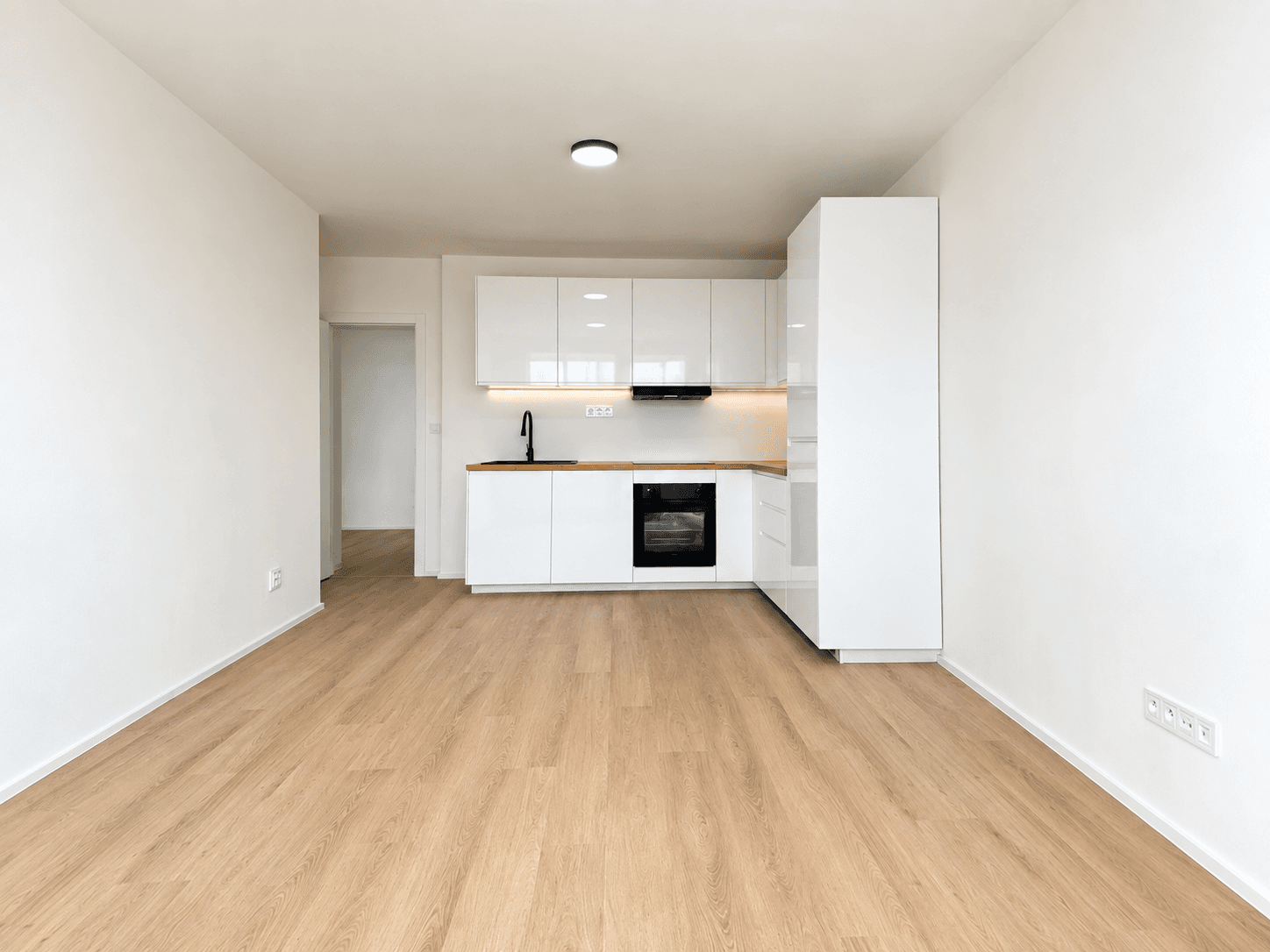 Predaj bytu 4-izbový 83 m², Janského, Praha, Praha Predaj bytu 4-izbový 83 m², Janského, Praha, Praha