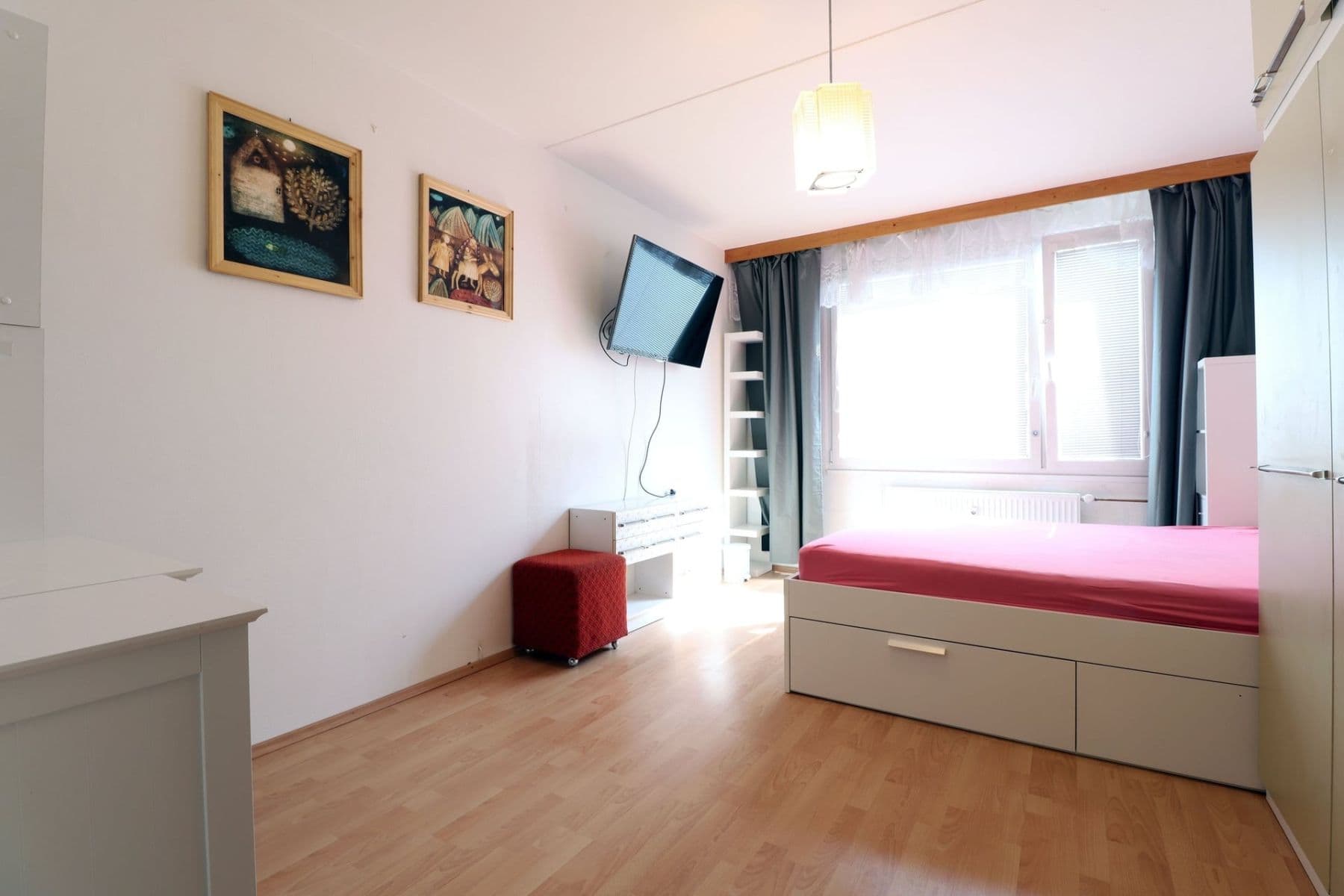 Prenájom bytu 2-izbový 77 m², Imrychova, Praha, Praha Prenájom bytu 2-izbový 77 m², Imrychova, Praha, Praha