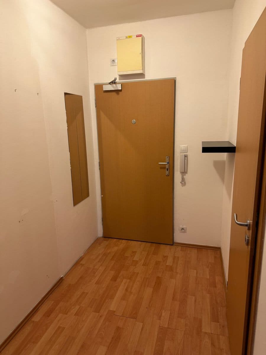 Predaj bytu 1-izbový 41 m², Kabešova, Praha, Praha Predaj bytu 1-izbový 41 m², Kabešova, Praha, Praha