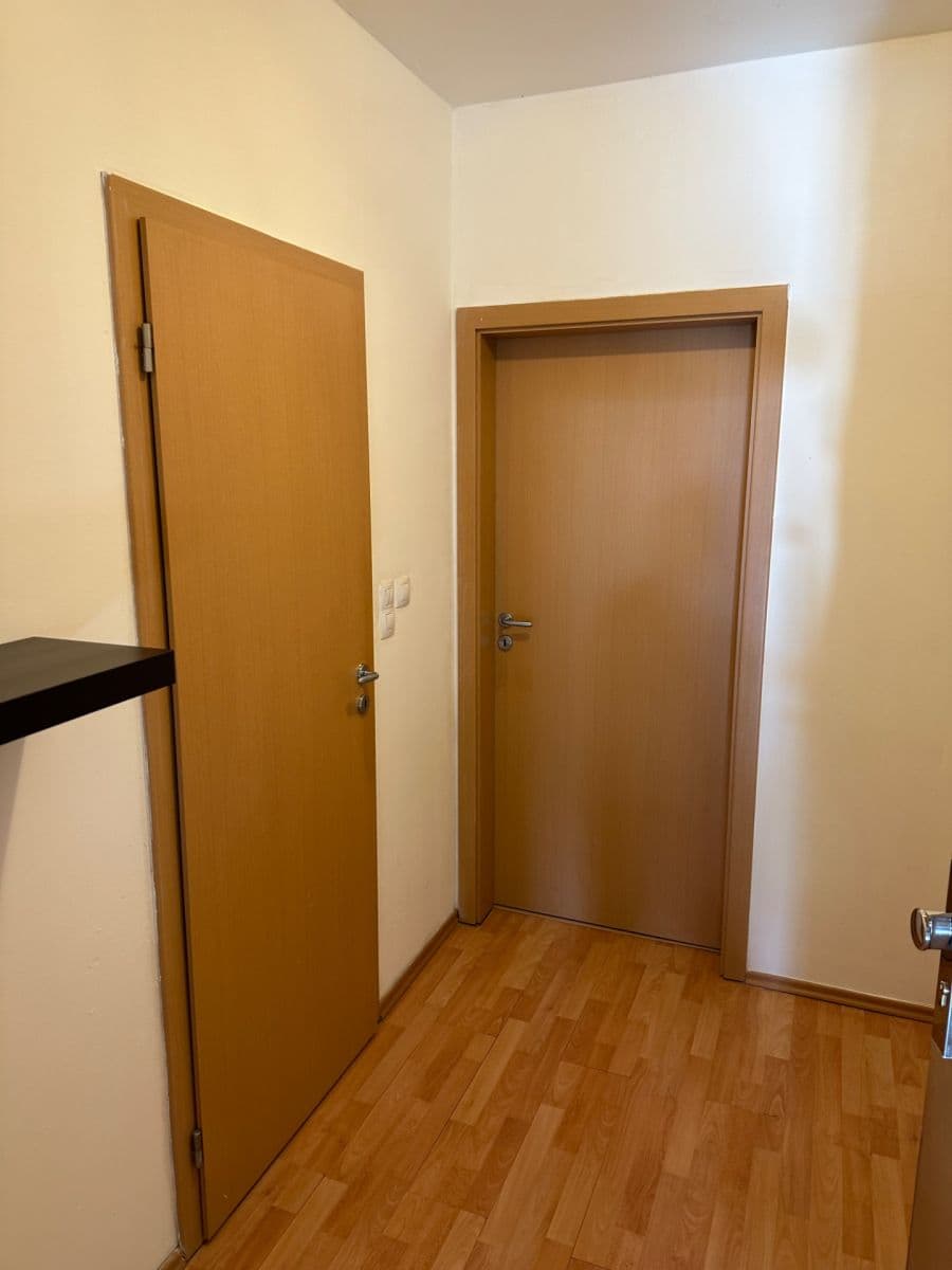 Predaj bytu 1-izbový 41 m², Kabešova, Praha, Praha Predaj bytu 1-izbový 41 m², Kabešova, Praha, Praha