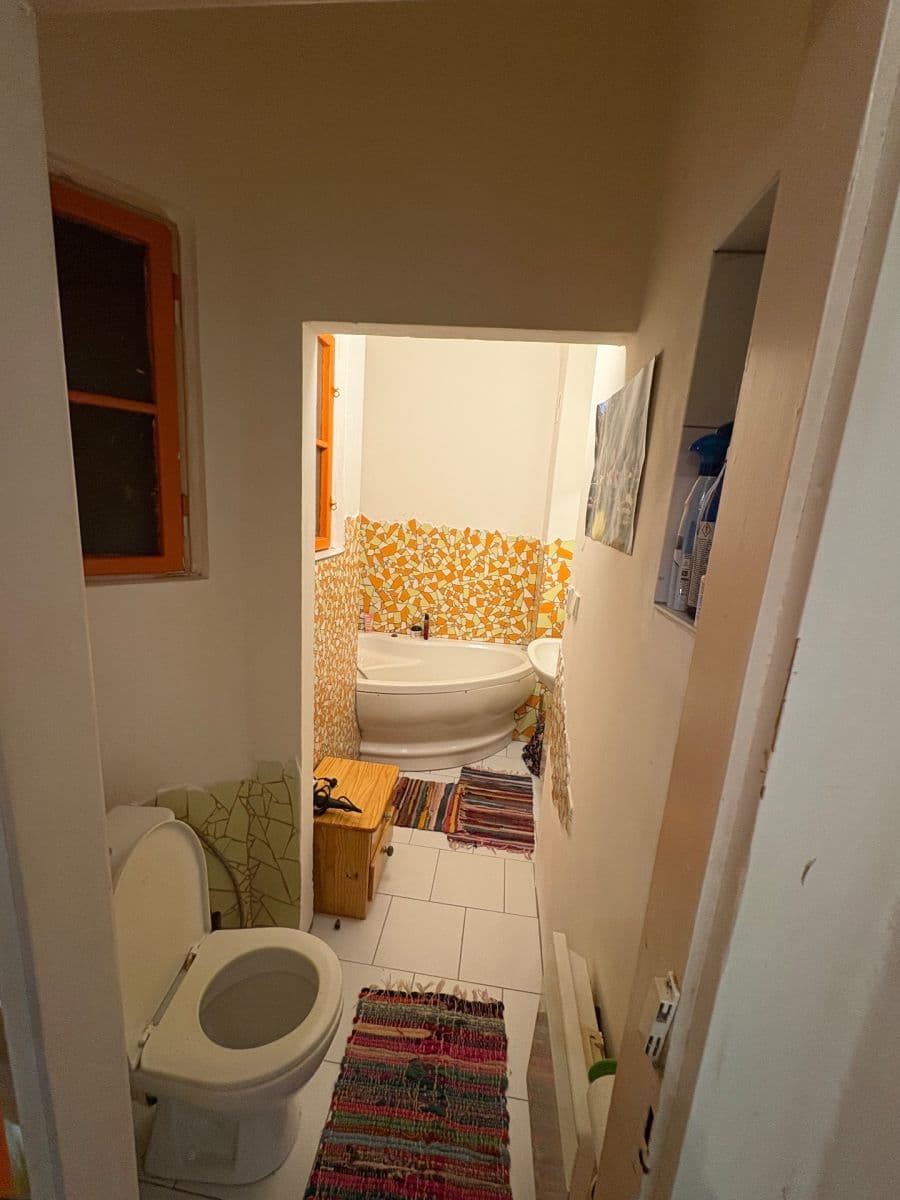 Prenájom bytu 1-izbový 49 m², U plynárny, Praha, Praha Prenájom bytu 1-izbový 49 m², U plynárny, Praha, Praha