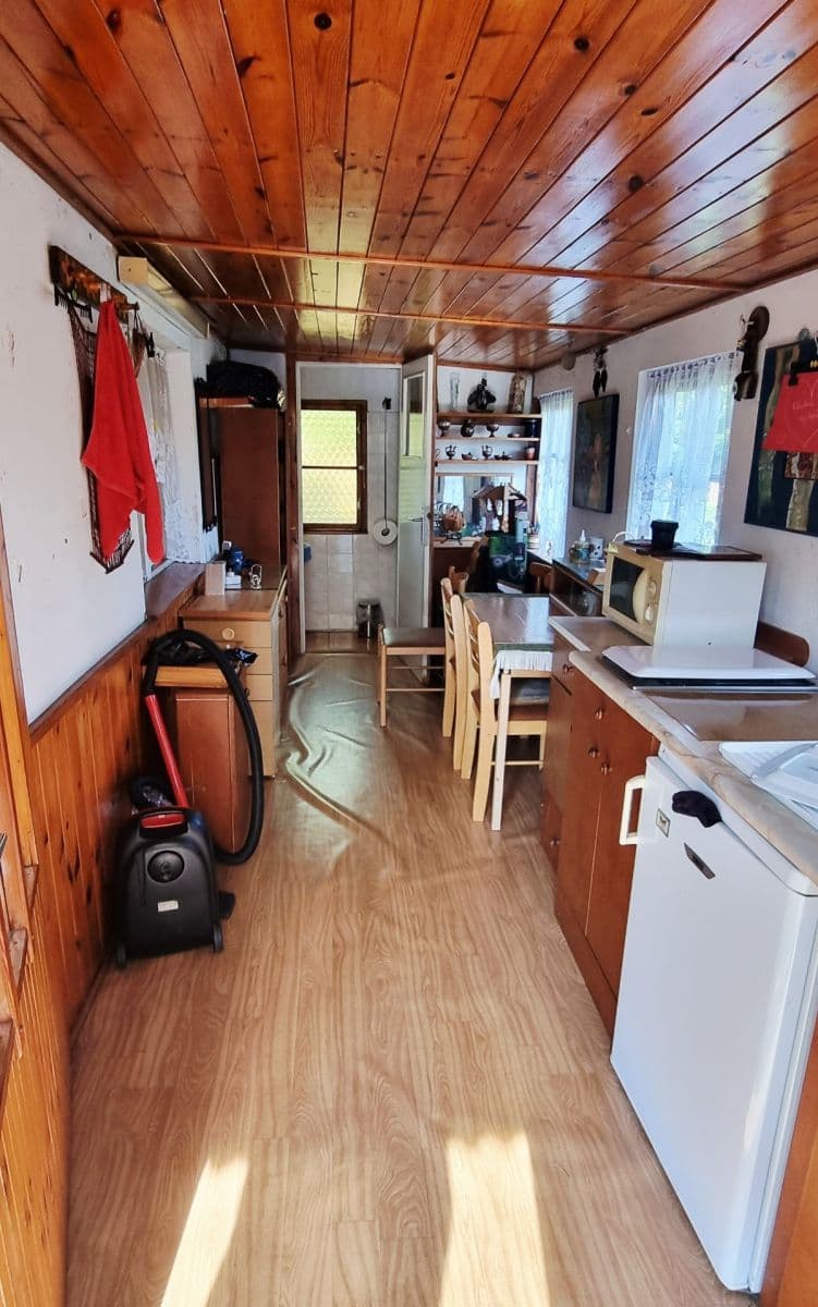 Predaj rekreačného objektu 73 m², pozemok 426 m², Jílová, Zdiby, Středočeský kraj Predaj rekreačného objektu 73 m², pozemok 426 m², Jílová, Zdiby, Středočeský kraj