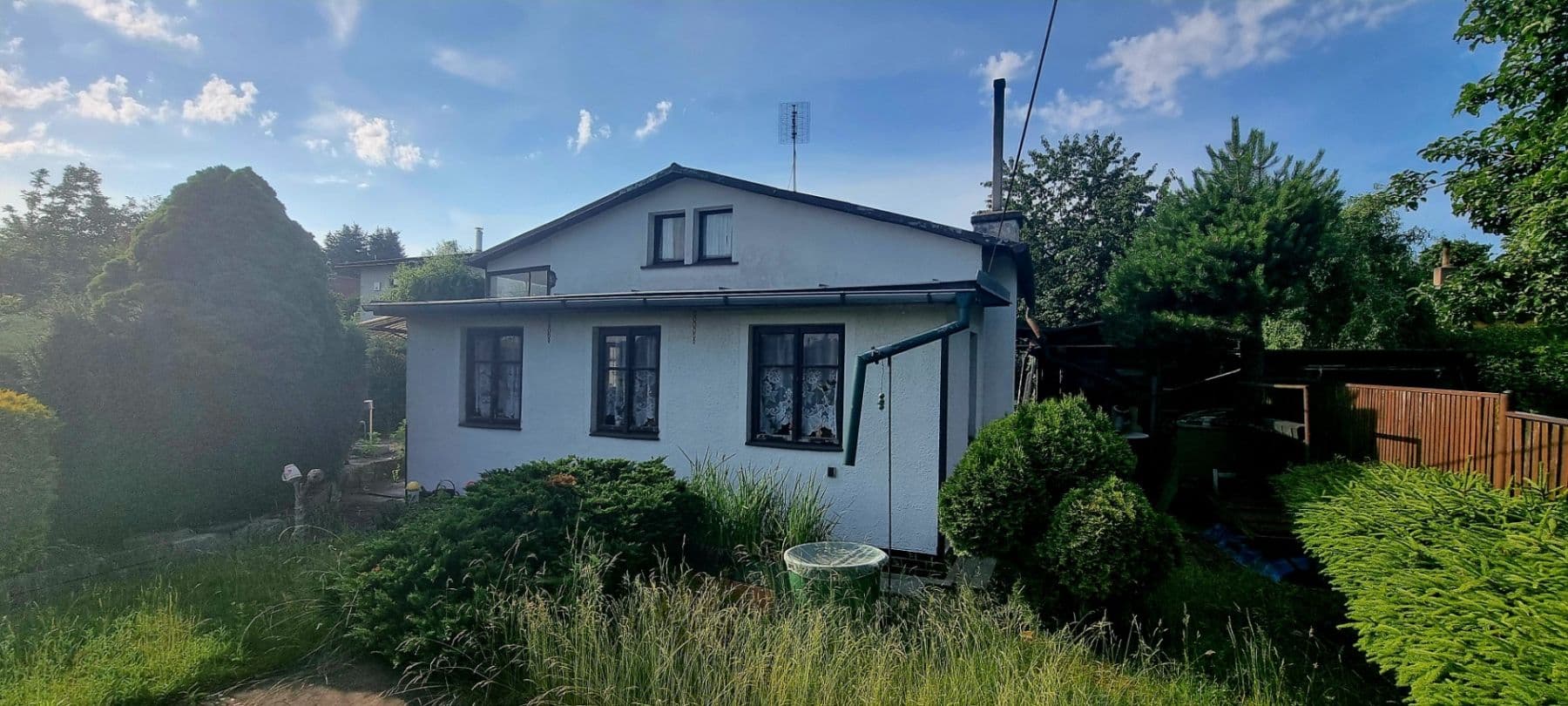 Predaj rekreačného objektu 73 m², pozemok 426 m², Jílová, Zdiby, Středočeský kraj Predaj rekreačného objektu 73 m², pozemok 426 m², Jílová, Zdiby, Středočeský kraj