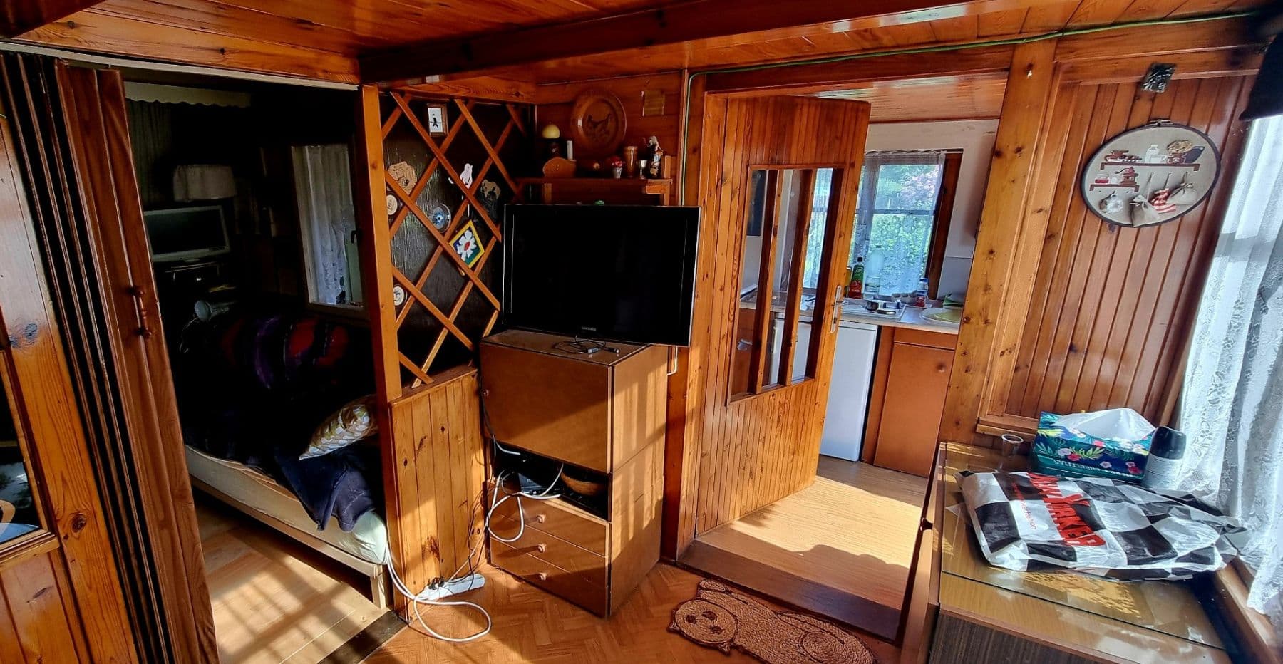 Predaj rekreačného objektu 73 m², pozemok 426 m², Jílová, Zdiby, Středočeský kraj Predaj rekreačného objektu 73 m², pozemok 426 m², Jílová, Zdiby, Středočeský kraj
