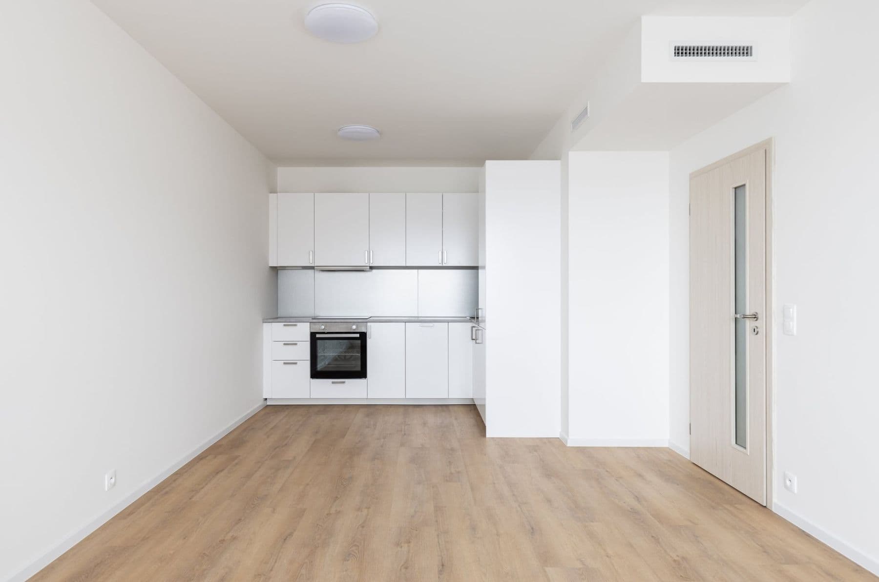 Prenájom bytu 2-izbový 55 m², Sobí, Praha, Praha Prenájom bytu 2-izbový 55 m², Sobí, Praha, Praha