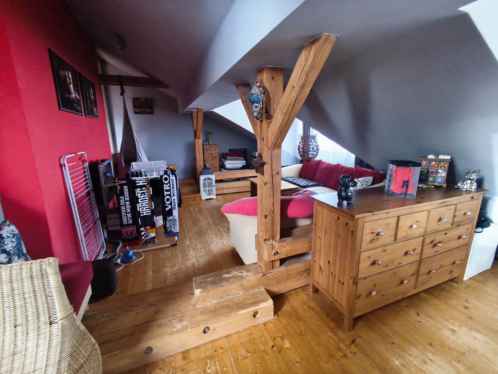 Predaj bytu 3-izbový 93 m², Horova, Hradec Králové, Královéhradecký kraj Predaj bytu 3-izbový 93 m², Horova, Hradec Králové, Královéhradecký kraj