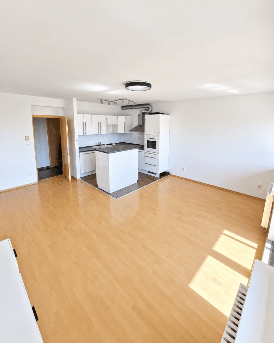 Predaj bytu 3-izbový 76 m², Fryčovická, Praha, Praha Predaj bytu 3-izbový 76 m², Fryčovická, Praha, Praha