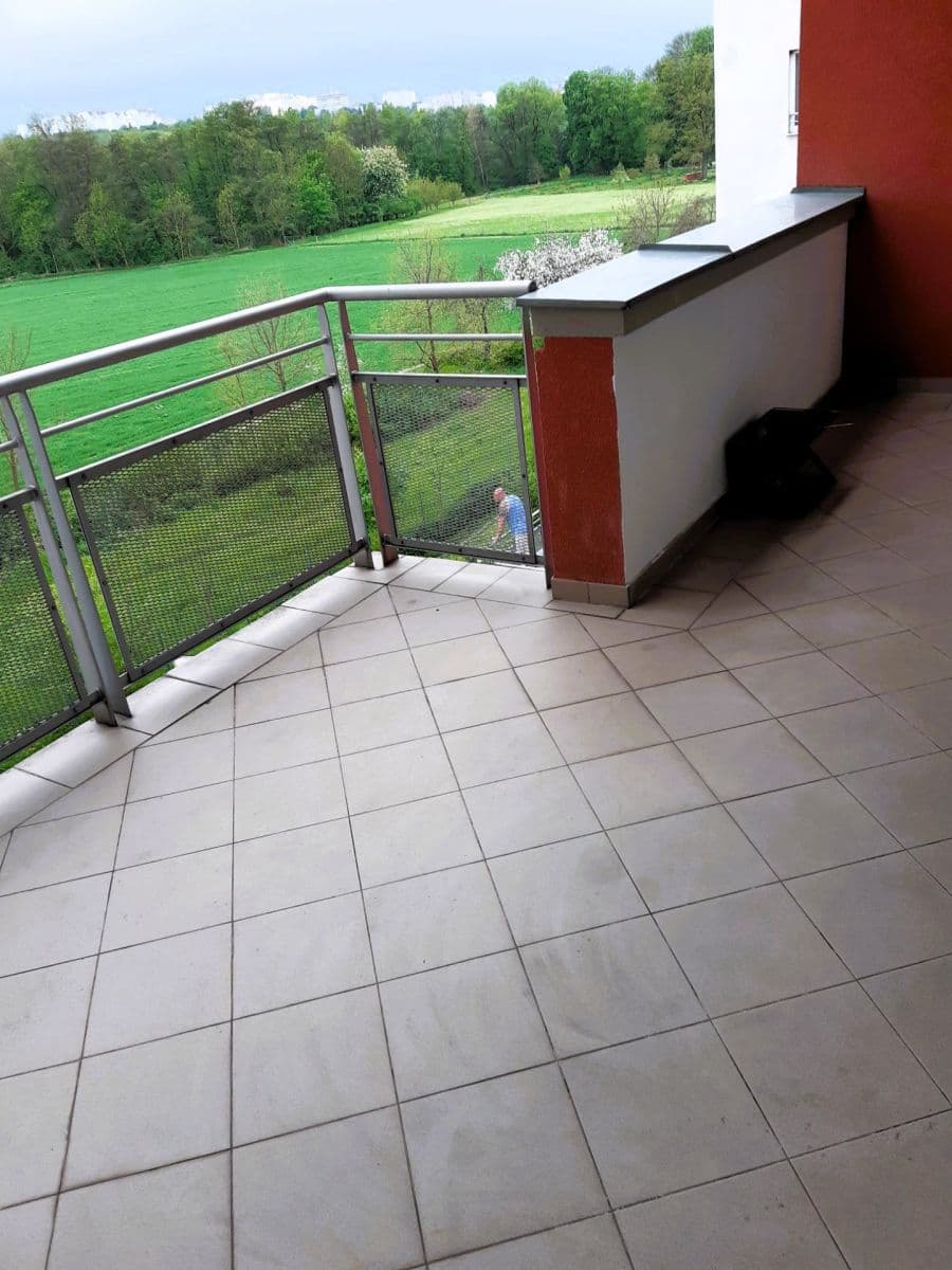 Prenájom bytu 2-izbový 56 m², Mattioliho, Praha, Praha Prenájom bytu 2-izbový 56 m², Mattioliho, Praha, Praha
