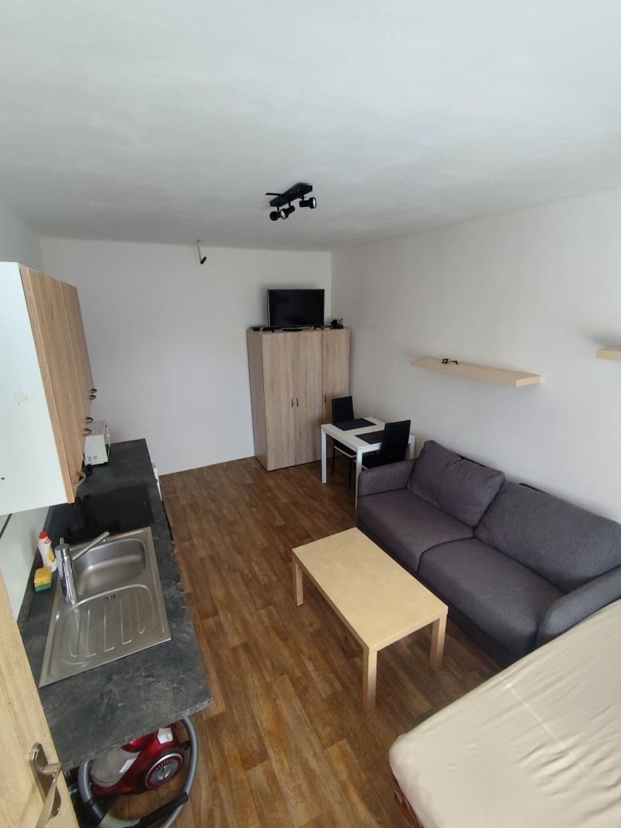 Prenájom bytu Garsoniéra 29 m², Rychtaříkova, Plzeň, Plzeňský kraj Prenájom bytu Garsoniéra 29 m², Rychtaříkova, Plzeň, Plzeňský kraj